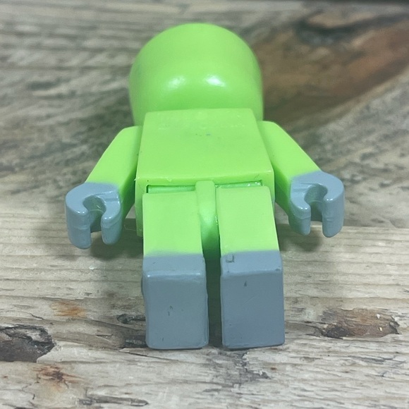 Ryan’s World Mini Neon Green Robot Figure 3” Big Eyes Just Play TV Posable Toy - Picture 3 of 6